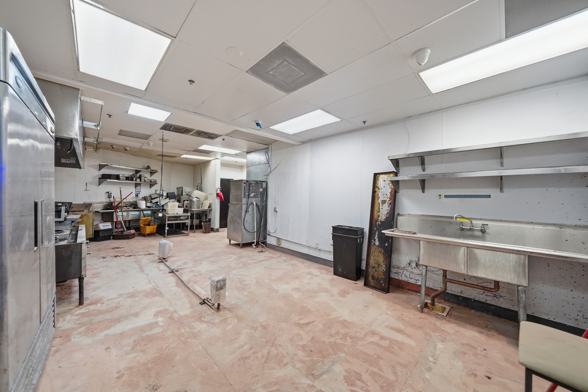 333 S Alameda, Los Angeles, CA for lease Interior Photo- Image 1 of 24