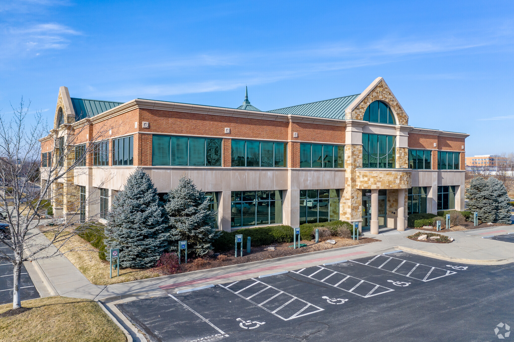 12850 Metcalf Ave, Overland Park, KS for lease Building Photo- Image 1 of 8