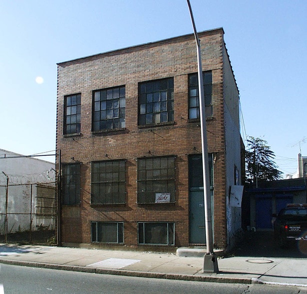 609-611 McCarter Hwy, Newark, NJ for sale - Building Photo - Image 2 of 4