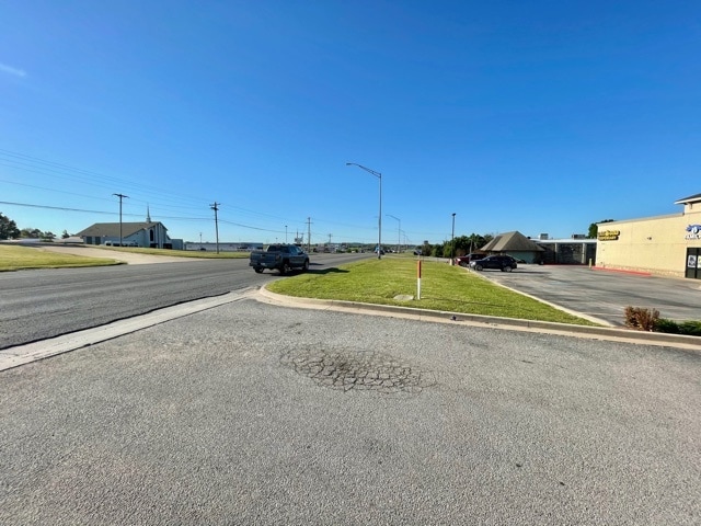 3040 S Muskogee Ave, Tahlequah, OK for lease - Building Photo - Image 3 of 34