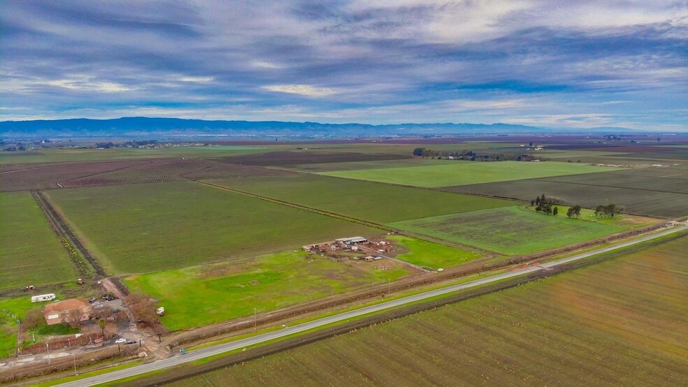 6025 Rio Dixon Rd, Dixon, CA for sale - Primary Photo - Image 1 of 1