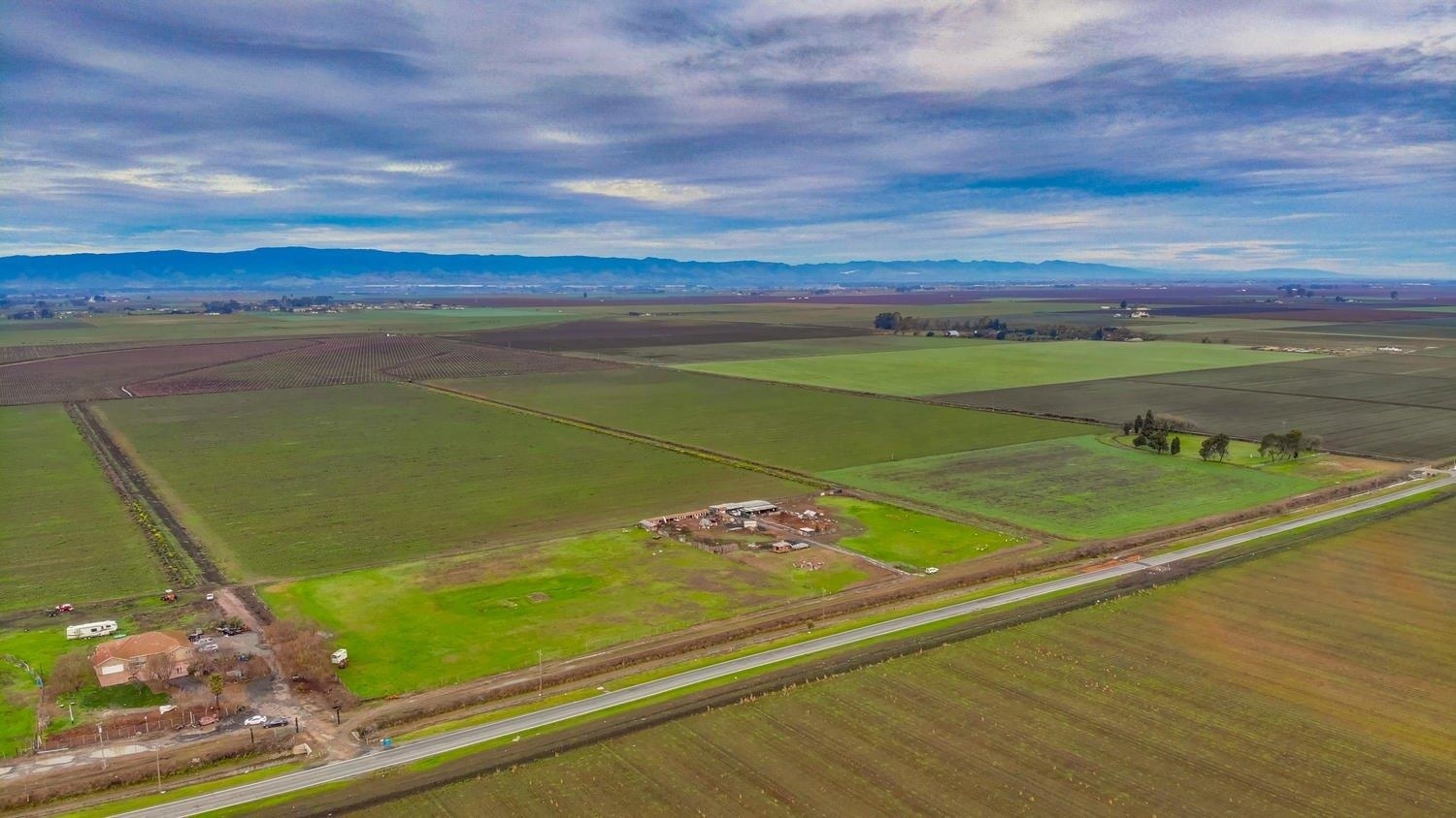 6025 Rio Dixon Rd, Dixon, CA for sale Primary Photo- Image 1 of 1