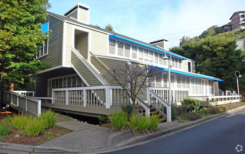 1120 Mar West St, Tiburon, CA for lease - Building Photo - Image 3 of 3