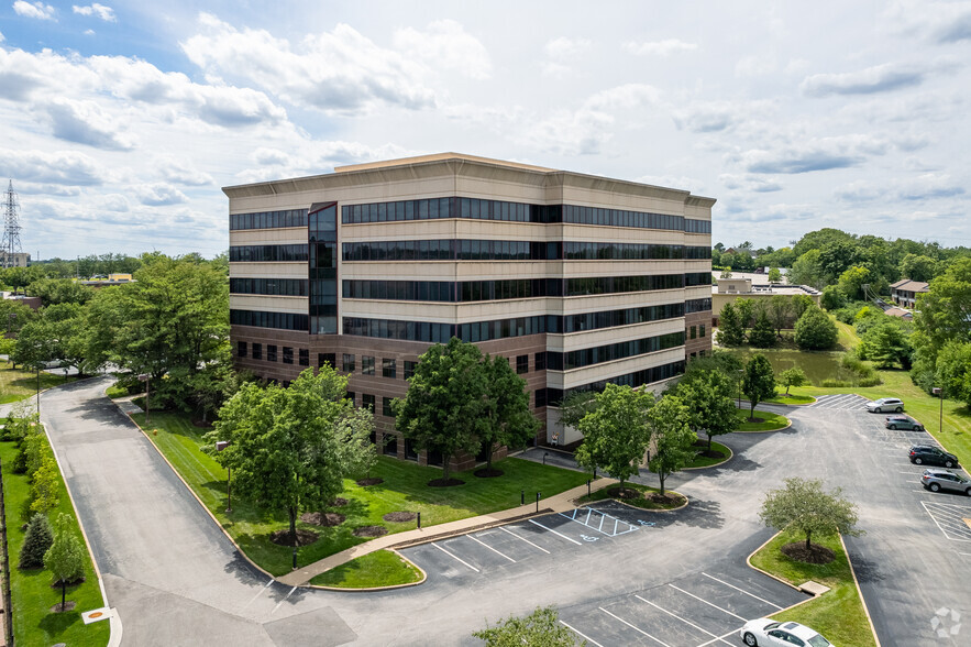 12647 Olive Blvd, Creve Coeur, MO for lease - Building Photo - Image 3 of 5