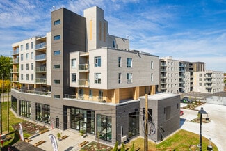 More details for 15792 Rue Sherbrooke E, Montréal, QC - Retail for Lease