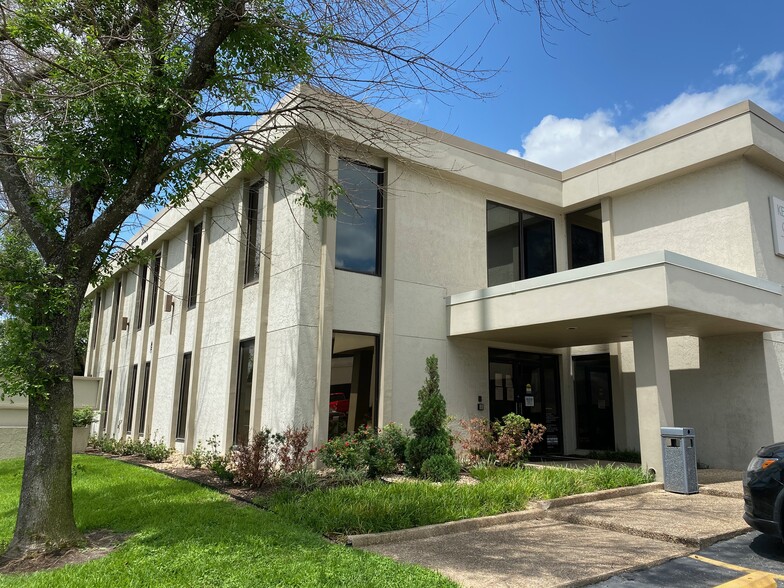 2520 I-35 S, Austin, TX for lease - Building Photo - Image 1 of 4