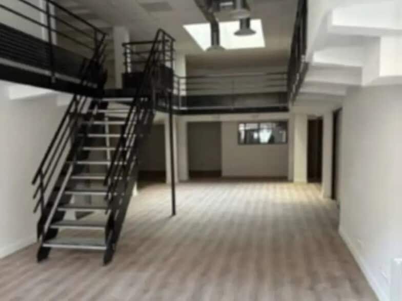 Office in Le Havre for lease - Interior Photo - Image 2 of 2