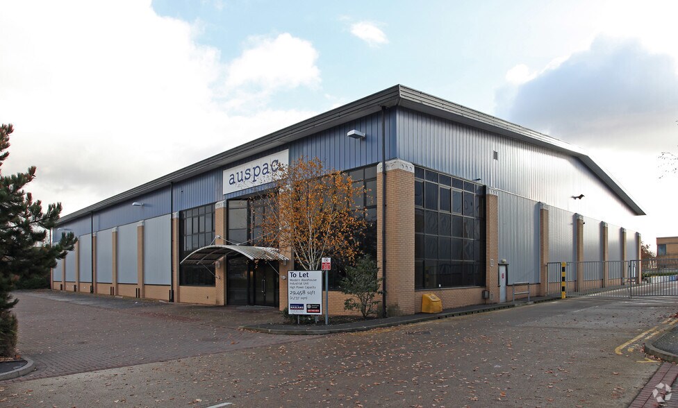 Eastern Rd, Bracknell for sale - Building Photo - Image 1 of 1