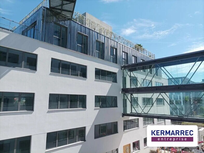 Office in Saint-Herblain for lease - Building Photo - Image 2 of 5