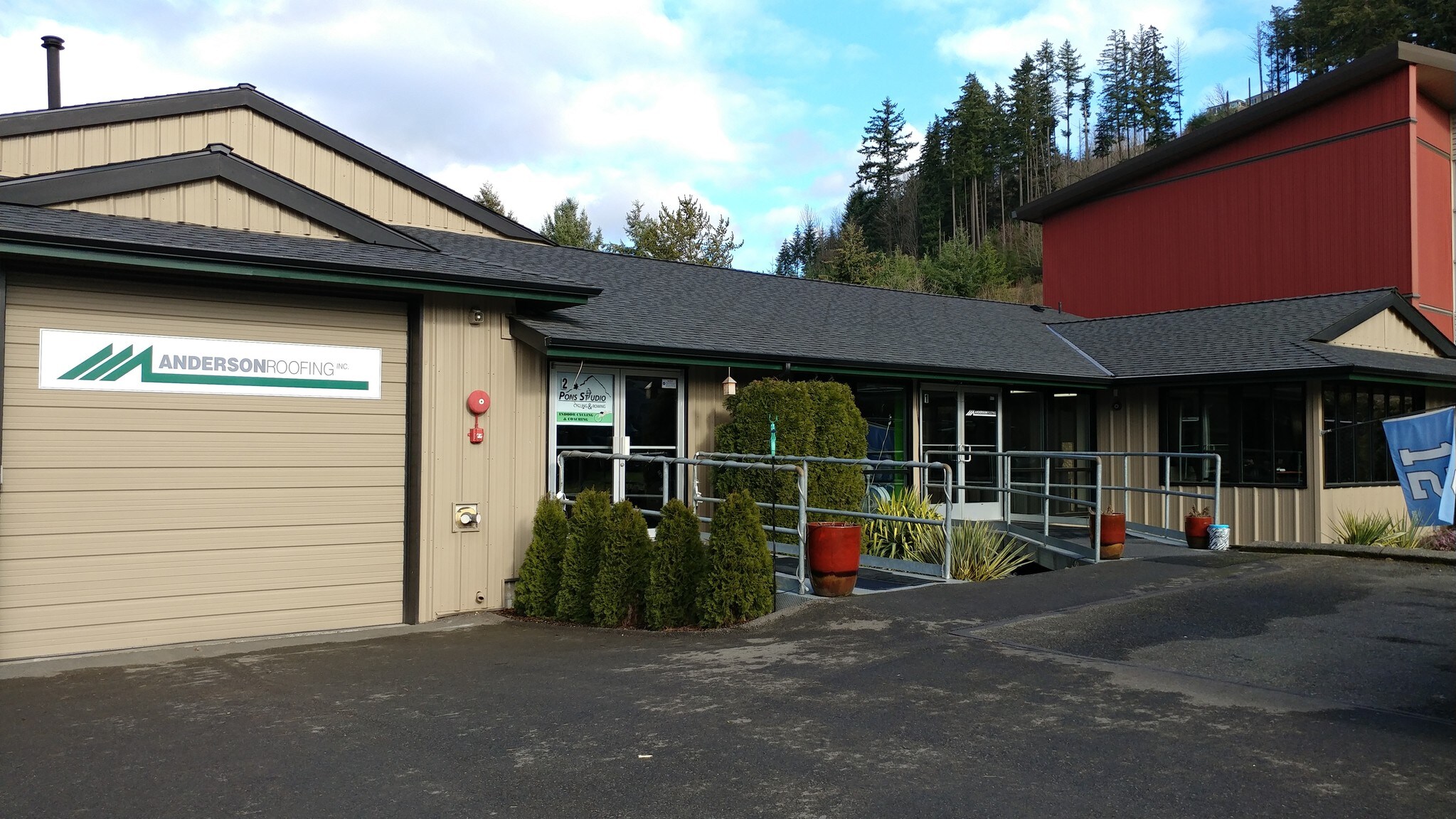 200 NE Juniper St, Issaquah, WA for sale Building Photo- Image 1 of 1