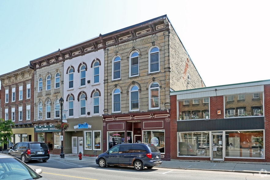 119 King St W, Prescott, ON for lease - Building Photo - Image 3 of 4