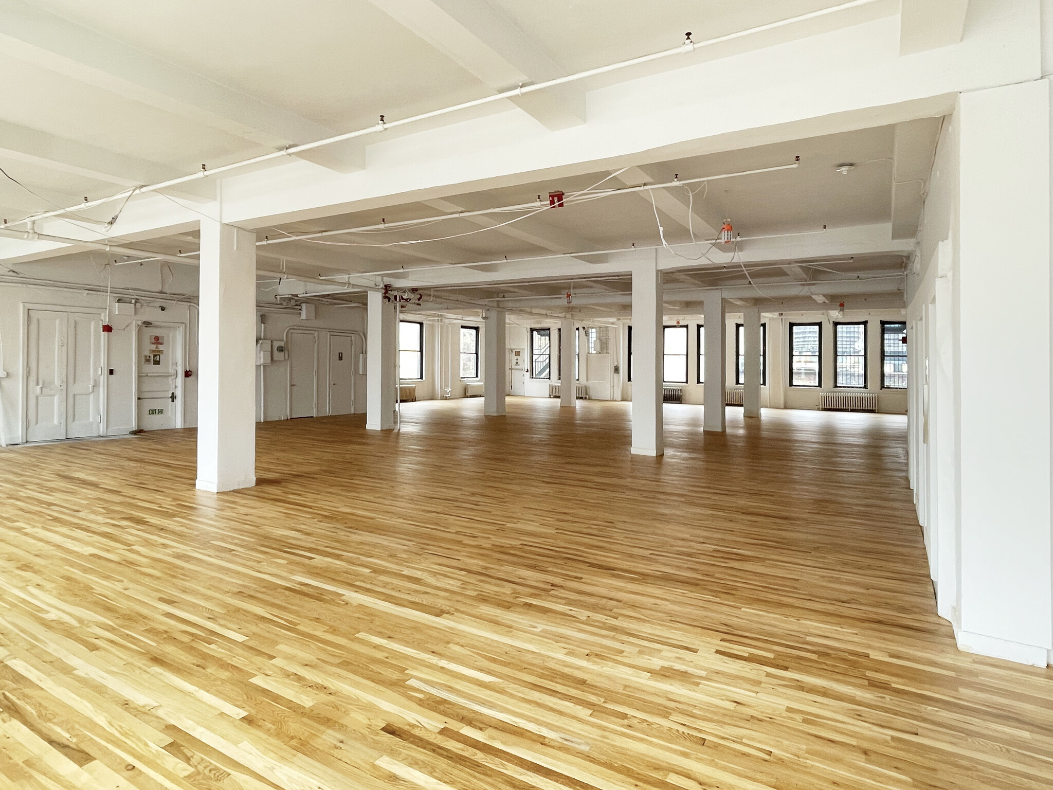 29 W 38th St, New York, NY for lease Interior Photo- Image 1 of 5