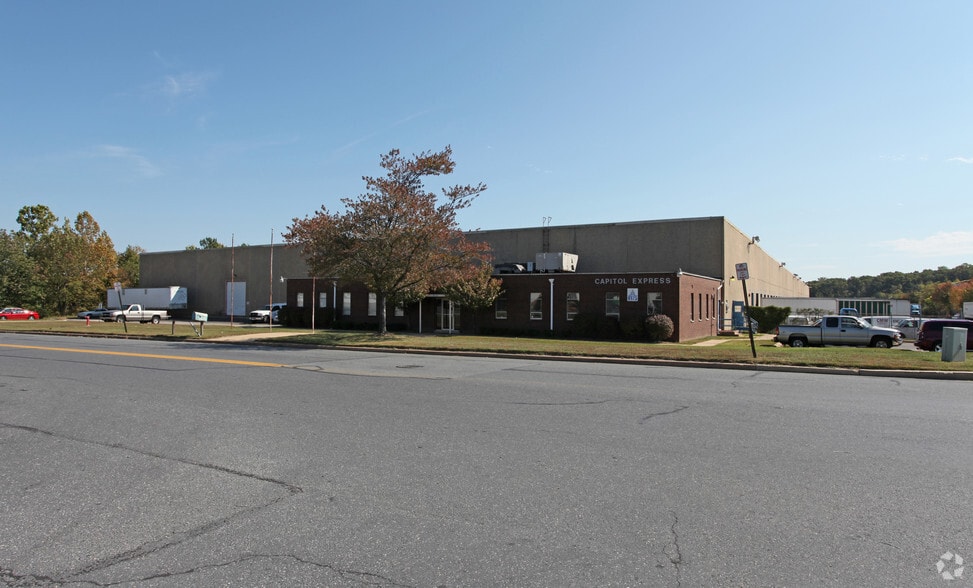 8125 Stayton Dr, Jessup, MD for lease - Primary Photo - Image 1 of 2