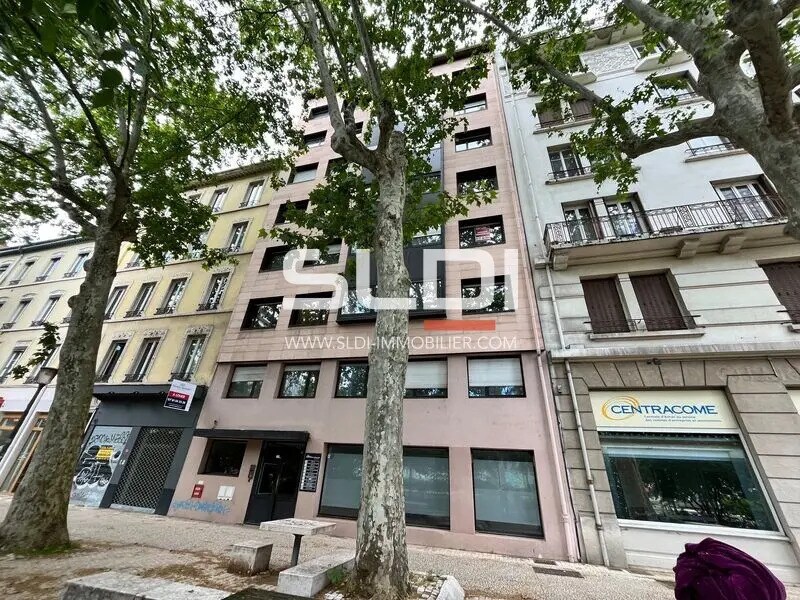 194 Bis Rue Garibaldi, Lyon for lease Building Photo- Image 1 of 12