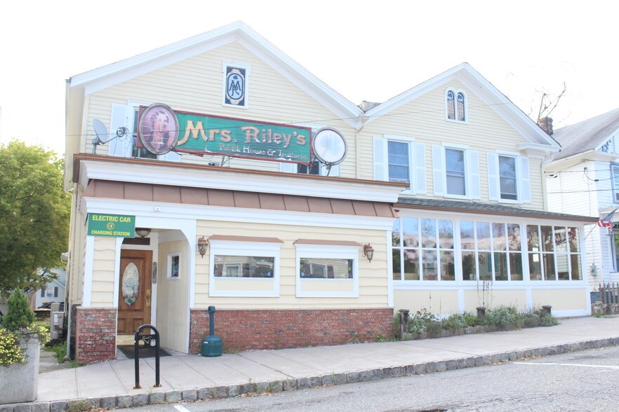 4 E Main St, High Bridge, NJ 08829