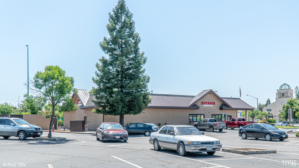 910 Dana Dr, Redding, CA for sale - Building Photo - Image 3 of 12