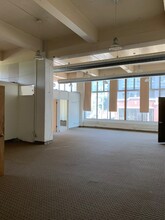 1021 E Pine St, Seattle, WA for lease Interior Photo- Image 1 of 5