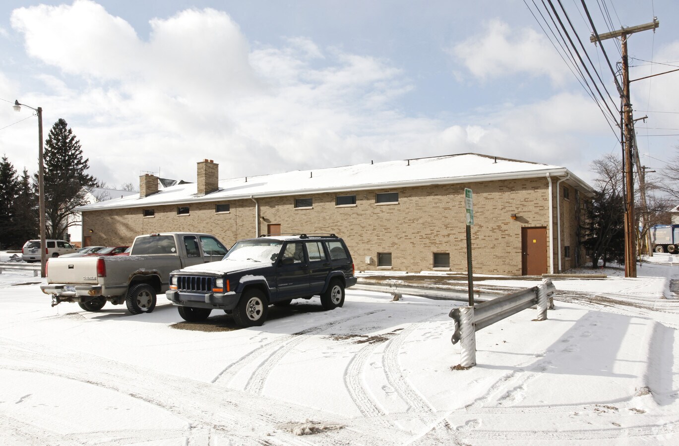 1213 Mason St, Dearborn, MI 48124