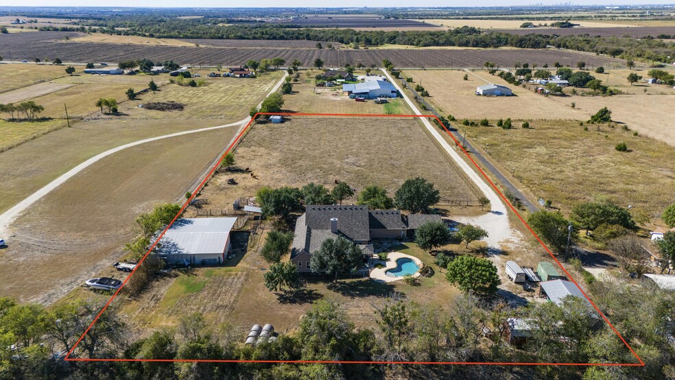 9610 Schmidt Ln, Manor, TX for sale - Aerial - Image 1 of 5