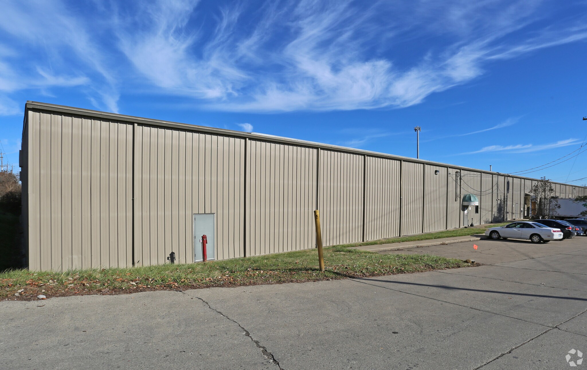 5750 Este Ave, Cincinnati, OH for sale Primary Photo- Image 1 of 1