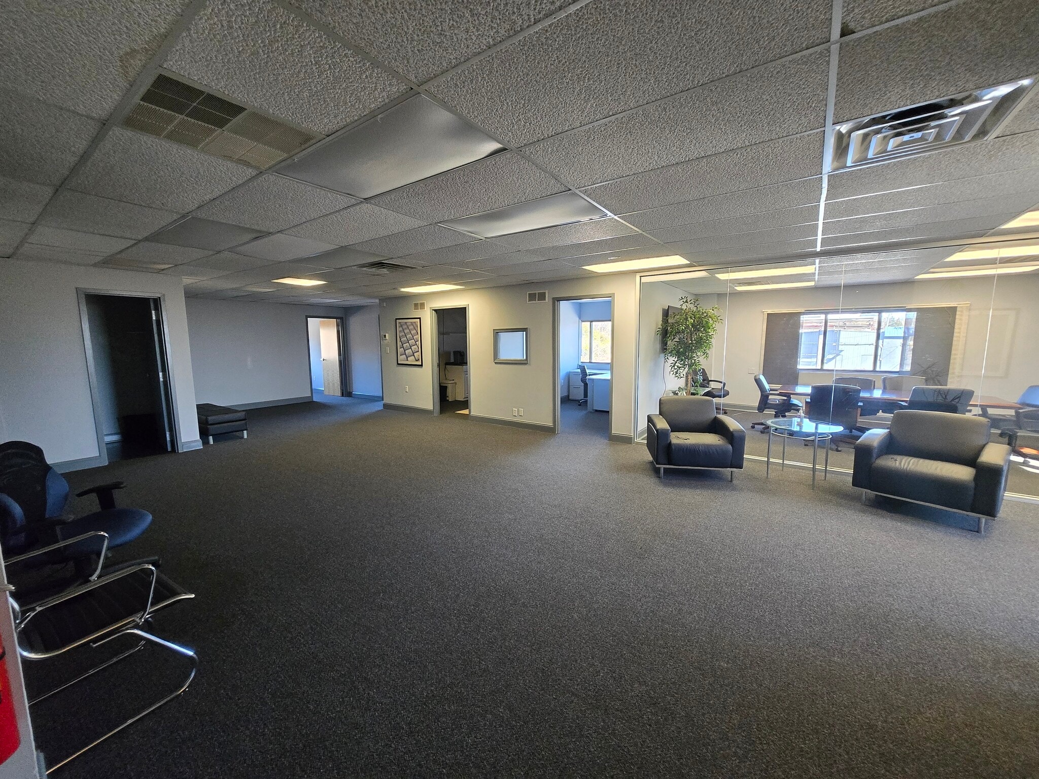 4001 Miller Rd, Wilmington, DE for lease Interior Photo- Image 1 of 17