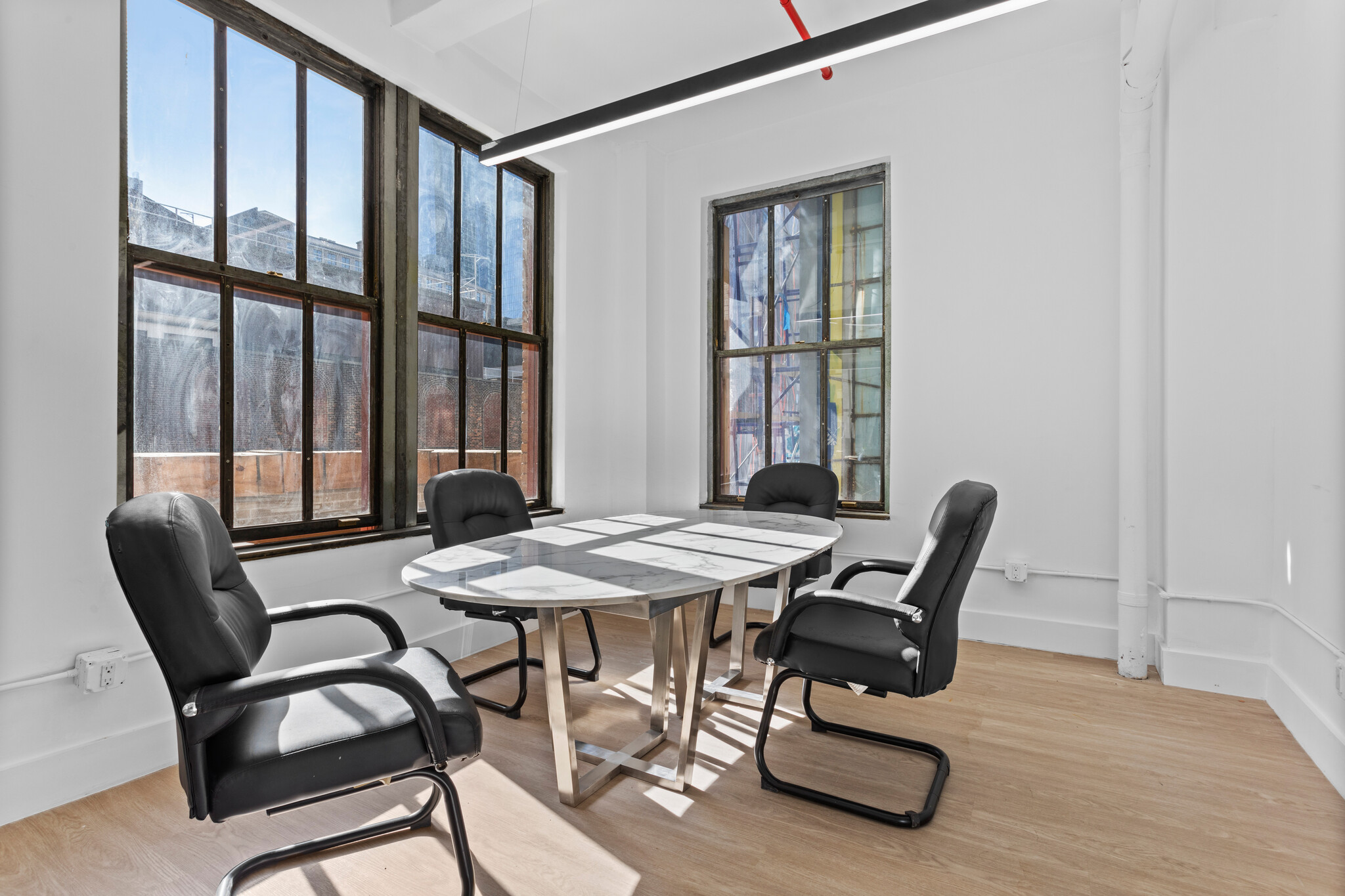 315 W 35th St, New York, NY for lease Interior Photo- Image 1 of 10