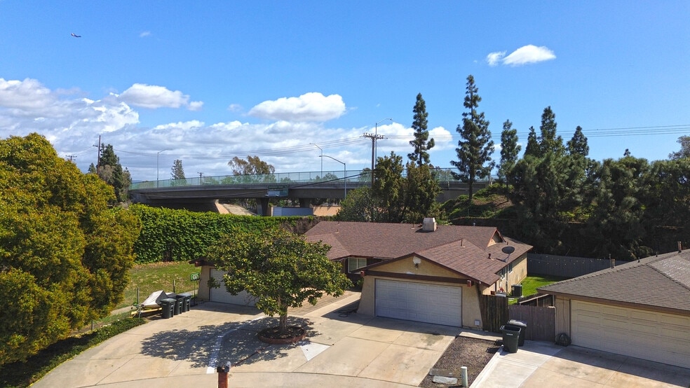 2032 E Stearns Ave, Orange, CA for sale - Building Photo - Image 3 of 4