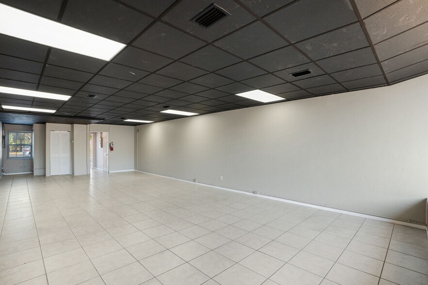 2801-2815 N Tamiami Trl, Sarasota, FL for lease - Building Photo - Image 2 of 20