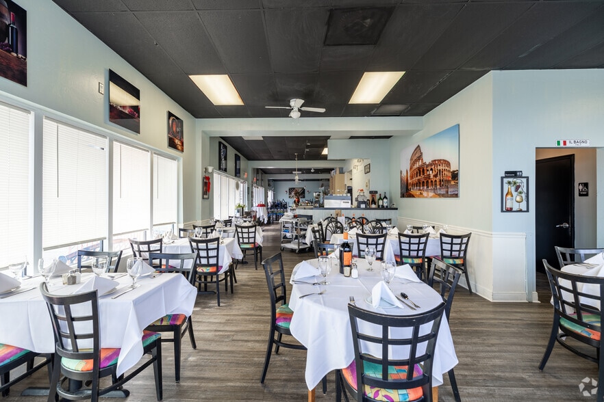 3100 Del Prado Blvd S, Cape Coral, FL for sale - Interior Photo - Image 3 of 28