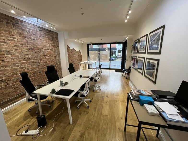 36 London Rd, Alderley Edge for lease - Building Photo - Image 3 of 8