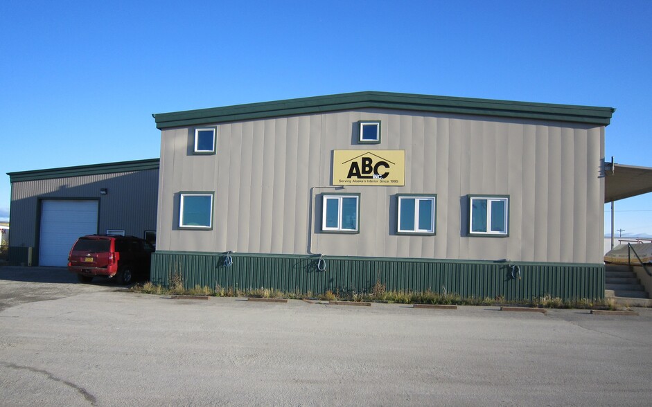 401 Driveway St, Fairbanks, AK for sale - Building Photo - Image 2 of 19