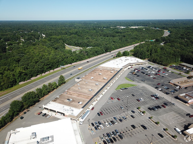 5700-5760 Hopkins Rd, Richmond, VA for lease - Building Photo - Image 1 of 19