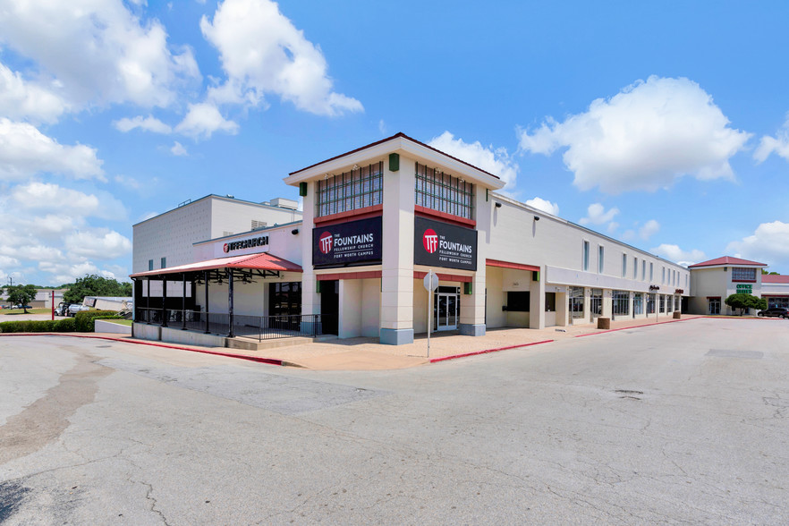 5100-5353 Trail Lake Dr, Fort Worth, TX for lease - Building Photo - Image 1 of 9