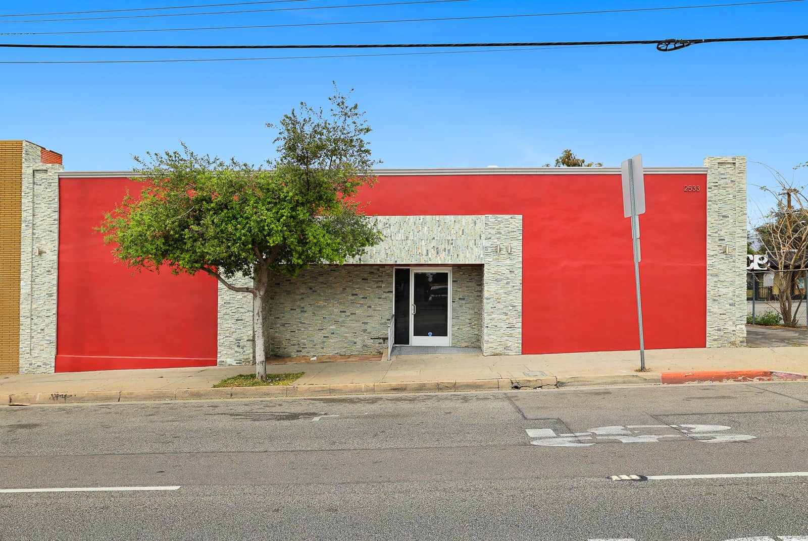 2533 N Fair Oaks Ave, Altadena, CA for sale Building Photo- Image 1 of 1