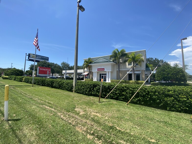 6435 Ridge Rd, Port Richey, FL for lease - Primary Photo - Image 1 of 1