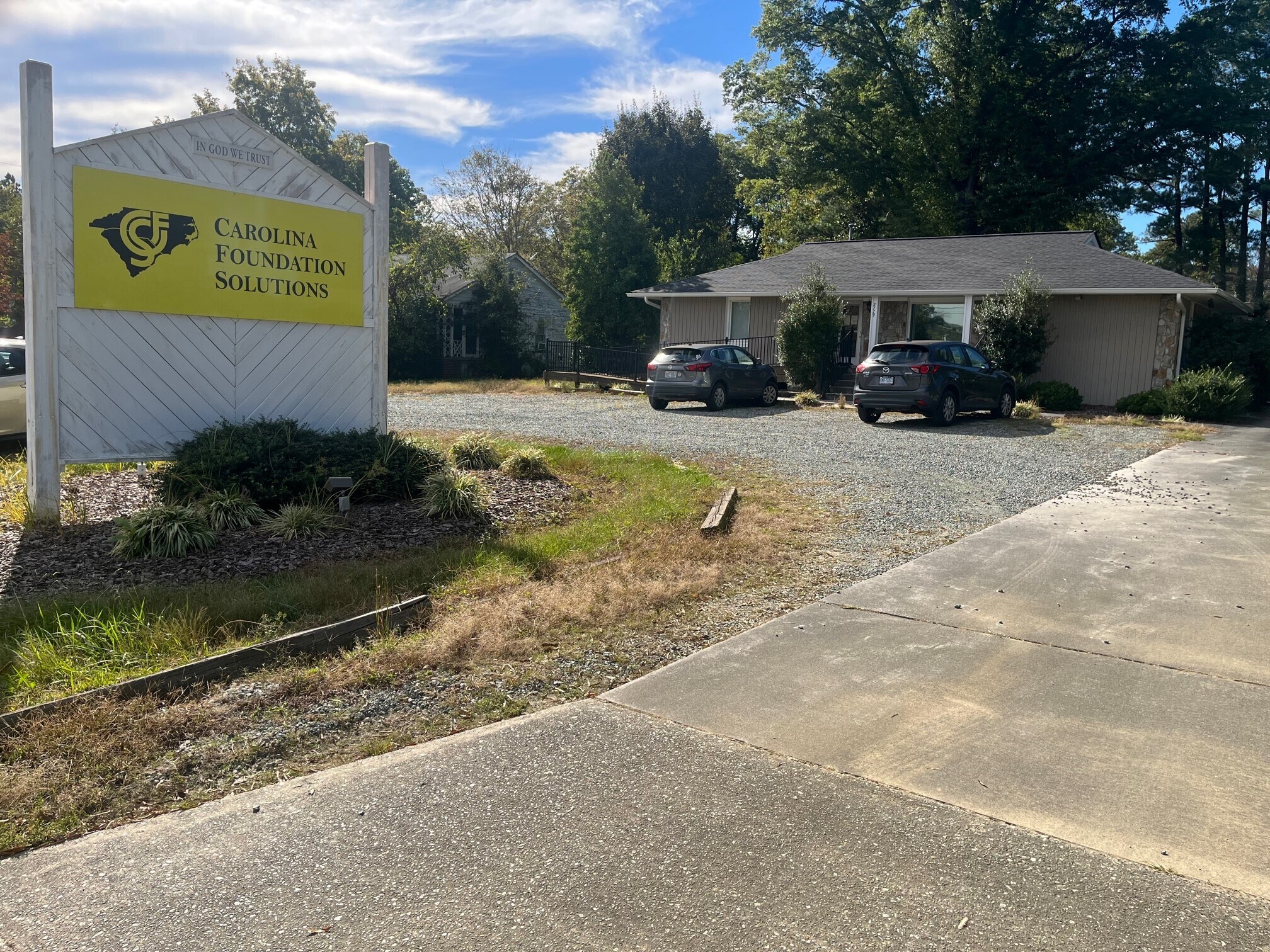 2771 Alamance Rd, Burlington, NC for sale Primary Photo- Image 1 of 6