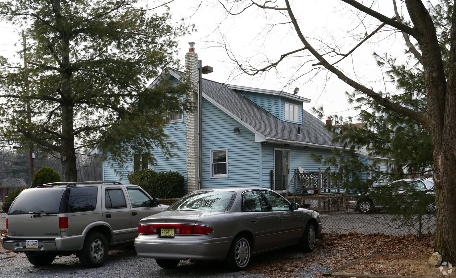 2917 Haddonfield Rd, Pennsauken, NJ 08110