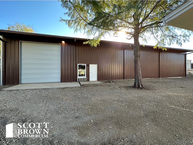 11847 Cleveland Gibbs Rd, Roanoke, TX for sale - Building Photo - Image 1 of 1