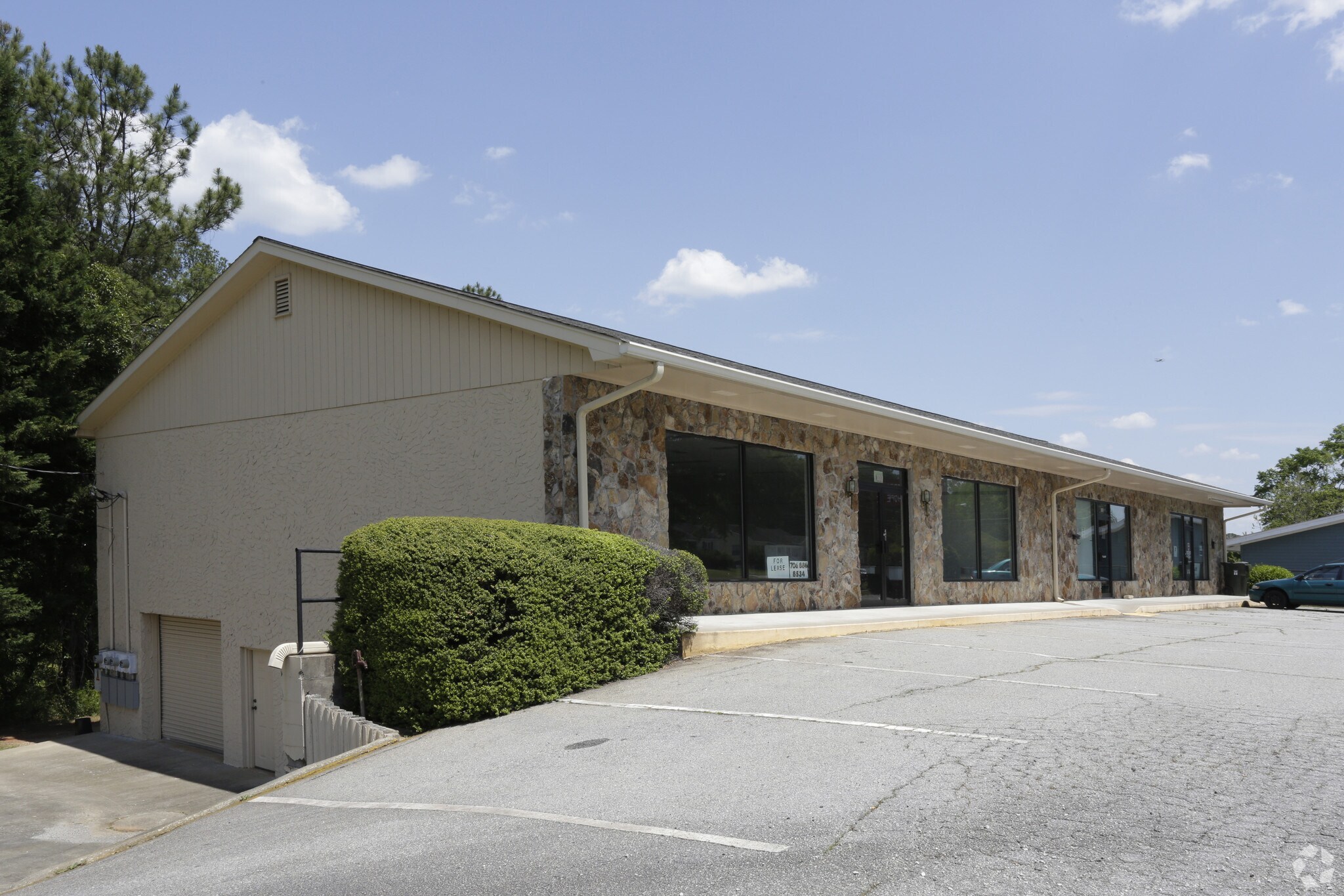 111-115 E Currahee St, Toccoa, GA for sale Primary Photo- Image 1 of 1