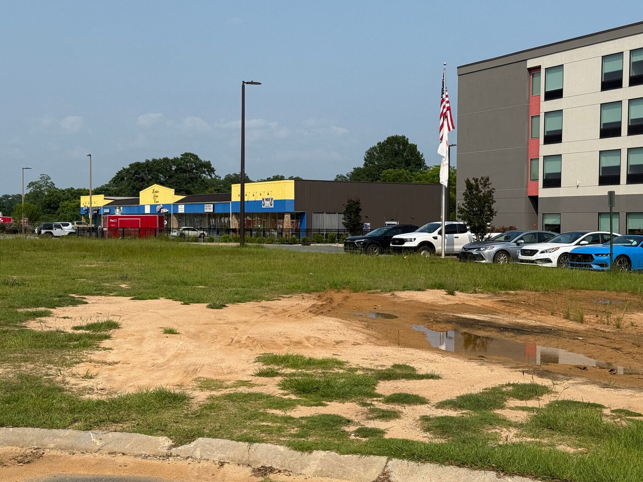 104 Holiday Ct, Byron, GA for sale Building Photo- Image 1 of 1