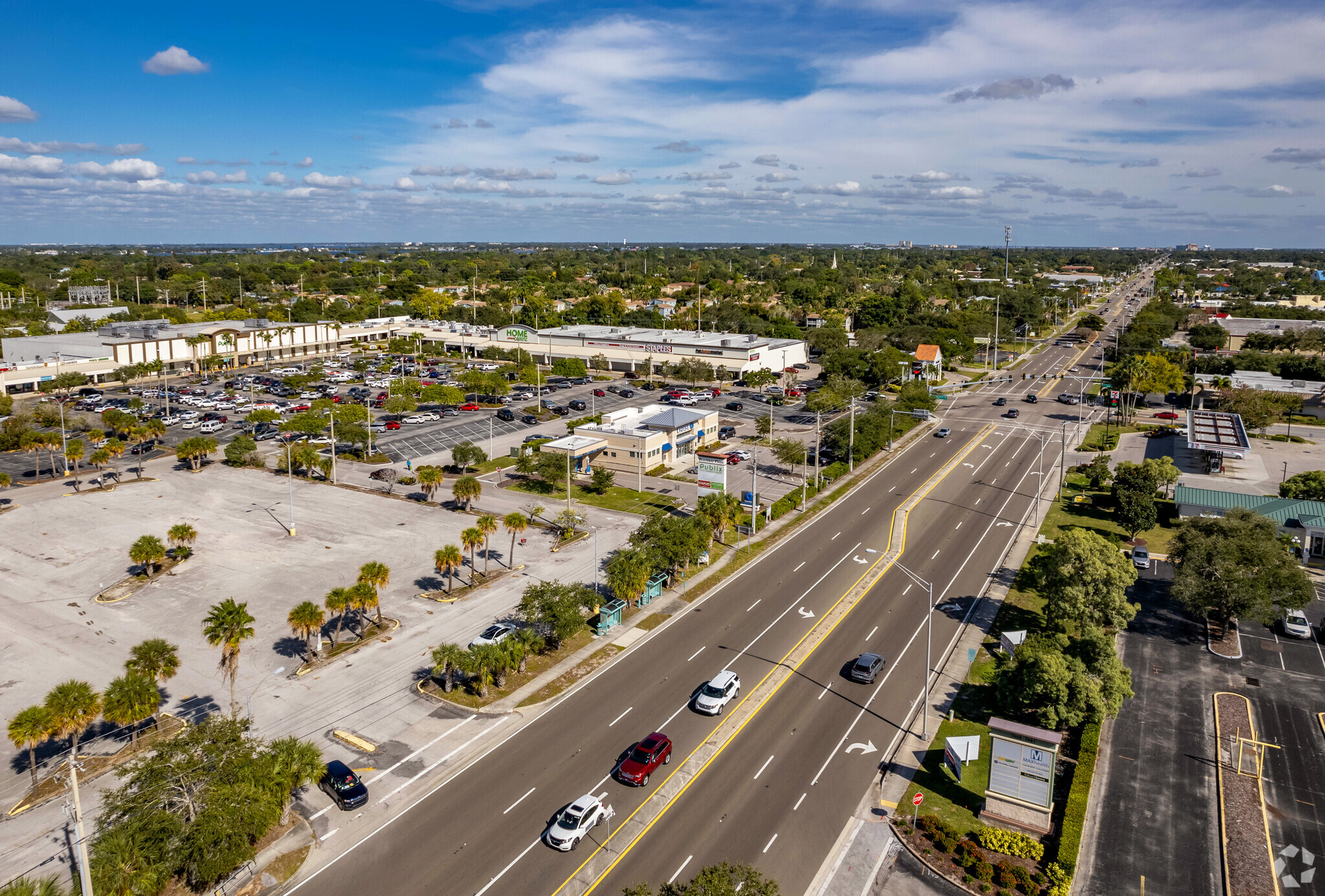 7208-7324 Manatee Ave W, Bradenton, FL 34209 - Beachway Plaza | LoopNet