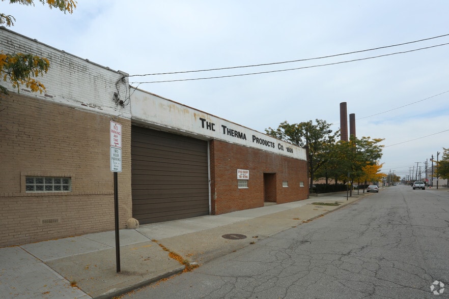 1555 Hamilton Ave, Cleveland, OH for sale - Building Photo - Image 3 of 3