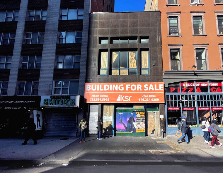 725 Eighth Ave, New York, NY for sale - Building Photo - Image 1 of 8