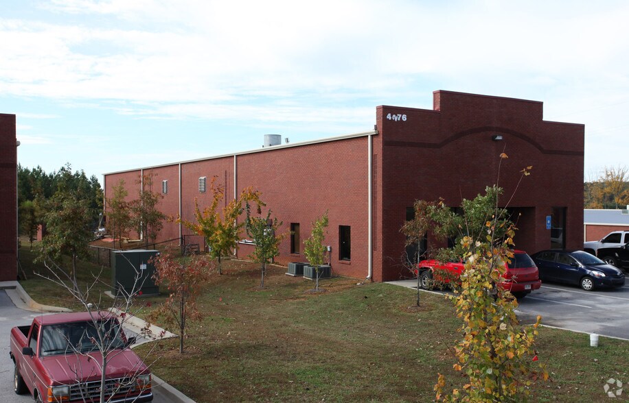 4276 Brogdon Exchange Rd, Suwanee, GA for sale - Primary Photo - Image 1 of 1