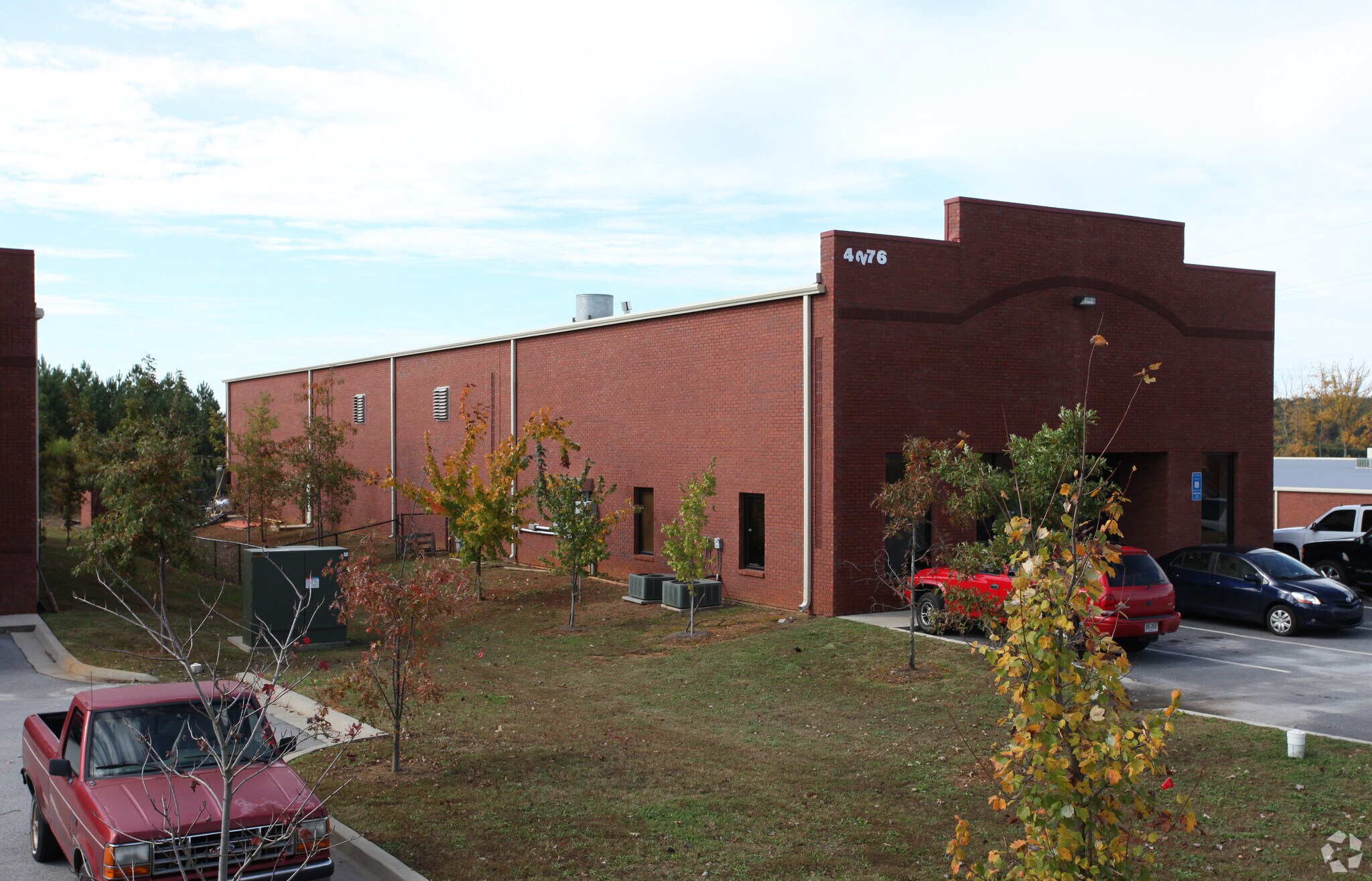 4276 Brogdon Exchange Rd, Suwanee, GA for sale Primary Photo- Image 1 of 1