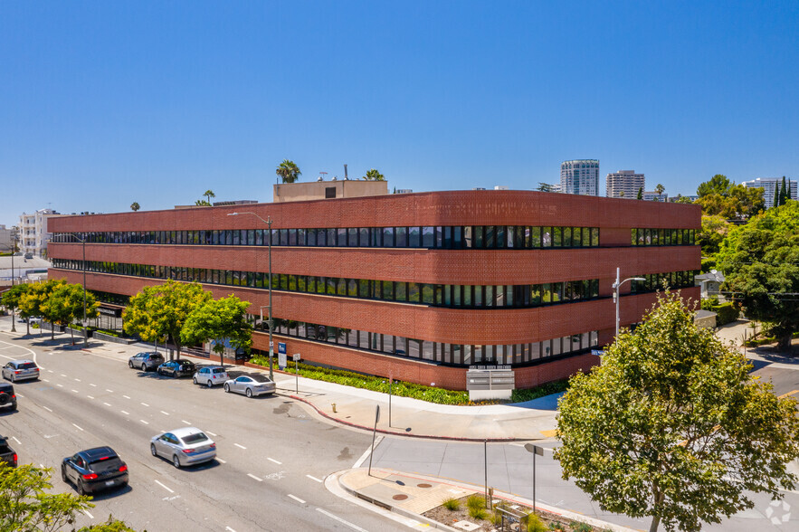 10351 Santa Monica Blvd, Los Angeles, CA for lease - Primary Photo - Image 1 of 11