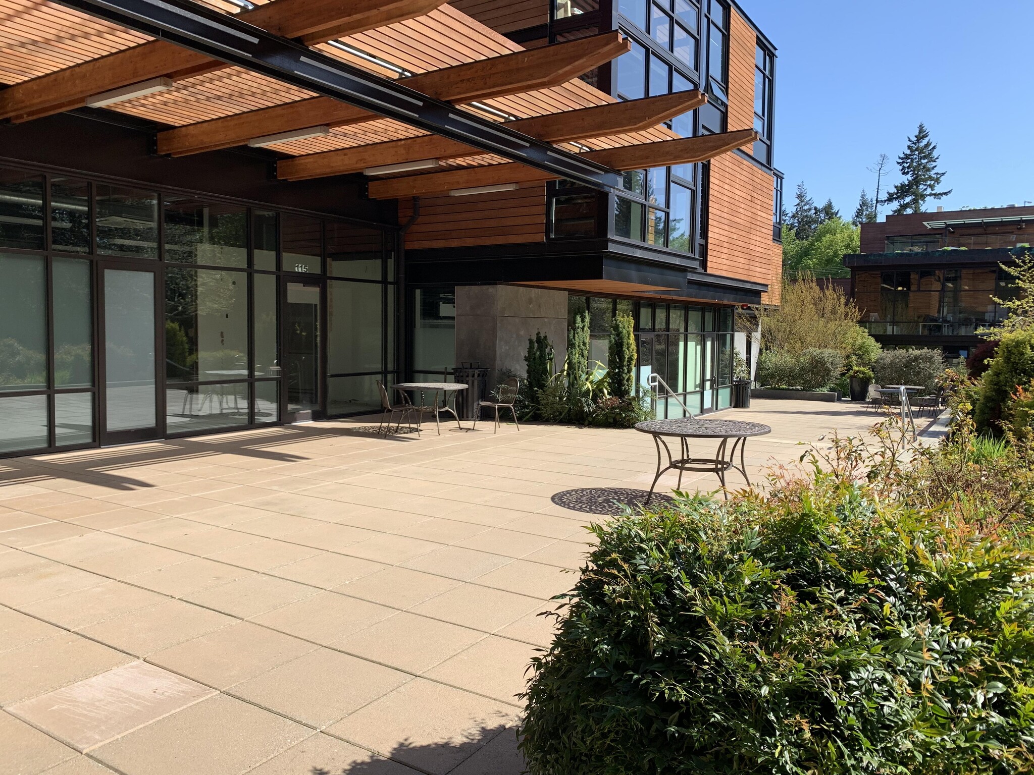 100 Ravine Ln NE, Bainbridge Island, WA for lease Building Photo- Image 1 of 6