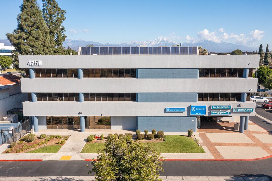 1250 S Sunset Ave, West Covina, CA for lease - Building Photo - Image 1 of 2