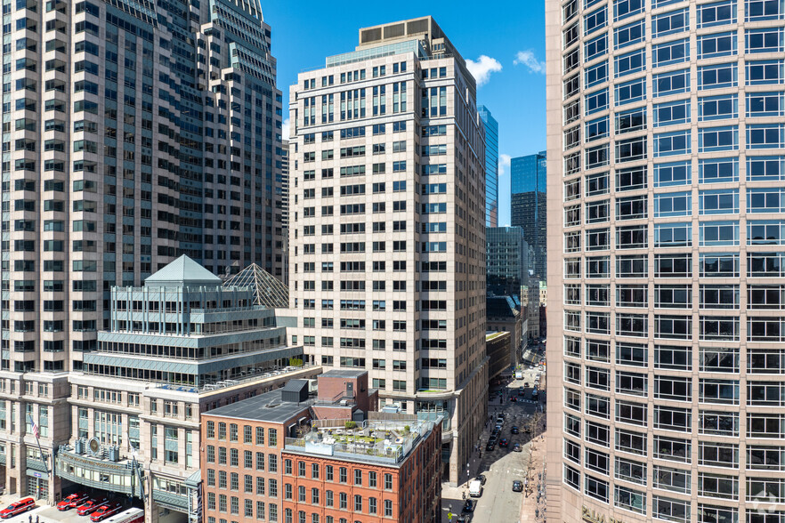 125 High St, Boston, MA for lease - Building Photo - Image 1 of 31