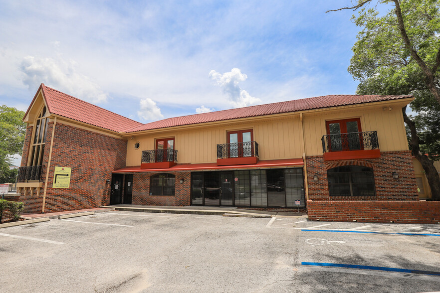 305 SE 2nd Ave, Gainesville, FL for lease - Building Photo - Image 3 of 36